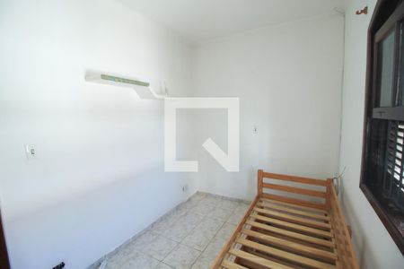 Casa à venda com 290m², 3 quartos e 2 vagas Casa à venda com 290m², 3 quartos e 2 vagasQuarto 2