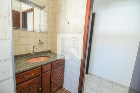 Banheiro Quarto 1 de casa à venda com 3 quartos, 290m² em Vila Regente Feijó, São Paulo