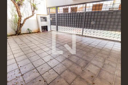 Casa à venda com 181m², 3 quartos e 2 vagas Casa à venda com 181m², 3 quartos e 2 vagasGaragem