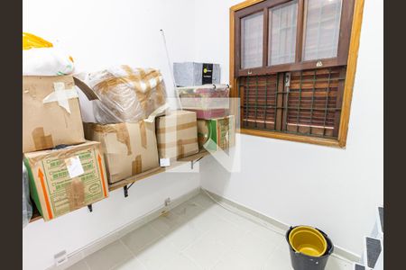 Casa à venda com 181m², 3 quartos e 2 vagas Casa à venda com 181m², 3 quartos e 2 vagasQuarto de Serviço