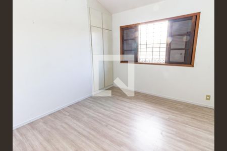 Casa à venda com 181m², 3 quartos e 2 vagas Casa à venda com 181m², 3 quartos e 2 vagasQuarto 1