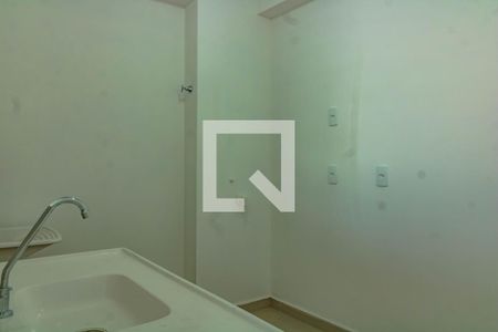 Apartamento para alugar com 36m², 2 quartos e sem vaga Apartamento para alugar com 36m², 2 quartos e sem vagaBanheiro