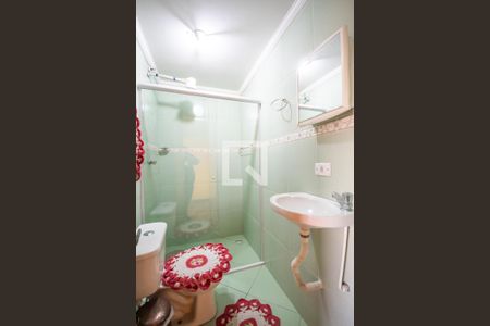 Casa à venda com 360m², 4 quartos e 2 vagas Casa à venda com 360m², 4 quartos e 2 vagasBanheiro Social 2