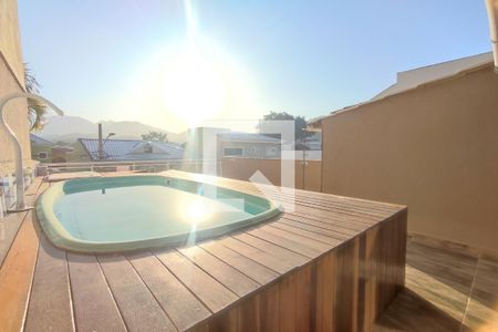 Casa de condomínio à venda com 100m², 3 quartos e 2 vagas3º Pav - Area de Lazer