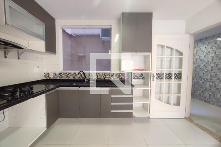 Casa de condomínio à venda com 100m², 3 quartos e 2 vagas1º Pav - Cozinha