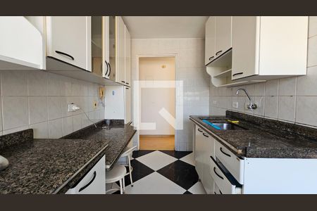Apartamento para alugar com 70m², 2 quartos e 1 vagaCozinha