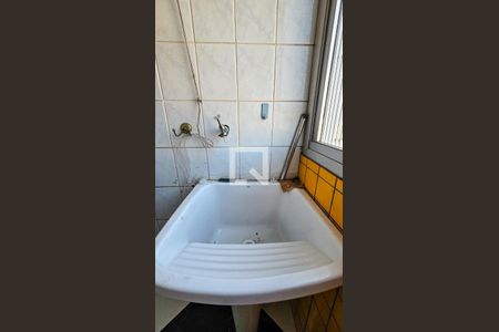 Apartamento para alugar com 70m², 2 quartos e 1 vagaÁrea de Serviço