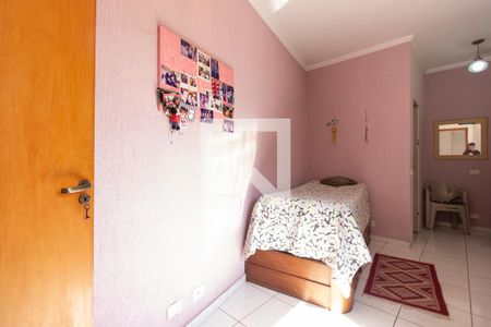 Casa à venda com 247m², 4 quartos e 4 vagas Casa à venda com 247m², 4 quartos e 4 vagasQuarto