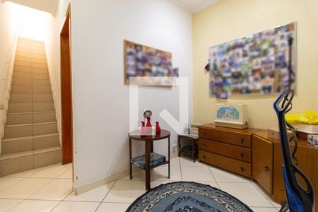 Casa à venda com 247m², 4 quartos e 4 vagas Casa à venda com 247m², 4 quartos e 4 vagasSala