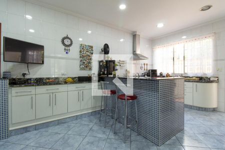 Casa à venda com 247m², 4 quartos e 4 vagas Casa à venda com 247m², 4 quartos e 4 vagasCozinha