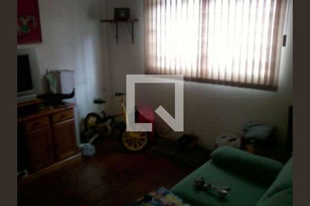 Casa à venda com 3 quartos, 220m² em Vila Inah, São Paulo