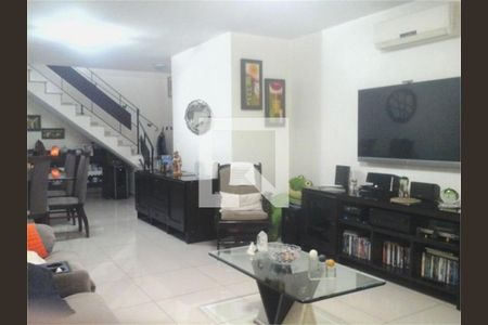 Casa à venda com 3 quartos, 160m² em Vila Sao Francisco, São Paulo