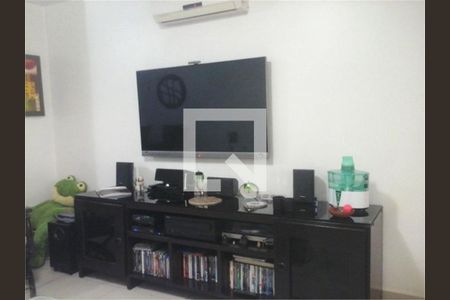 Casa à venda com 3 quartos, 160m² em Vila Sao Francisco, São Paulo