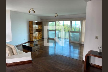 Apartamento à venda com 3 quartos, 211m² em Morumbi, São Paulo