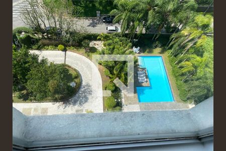 Apartamento à venda com 3 quartos, 211m² em Morumbi, São Paulo