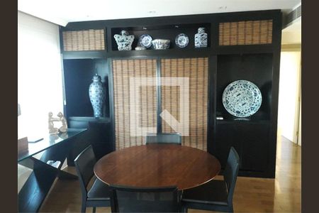 Apartamento à venda com 3 quartos, 240m² em Vila Progredior, São Paulo