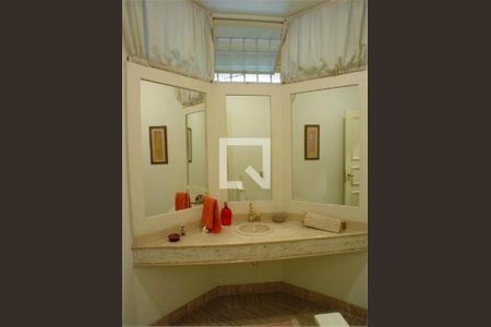 Casa à venda com 3 quartos, 600m² em Jardim Viana, São Paulo