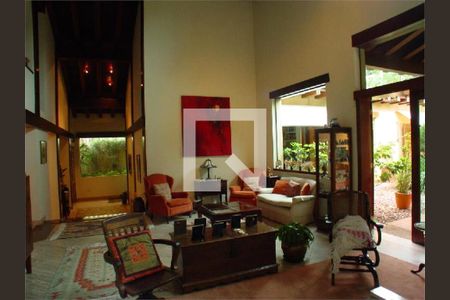 Casa à venda com 3 quartos, 600m² em Jardim Viana, São Paulo