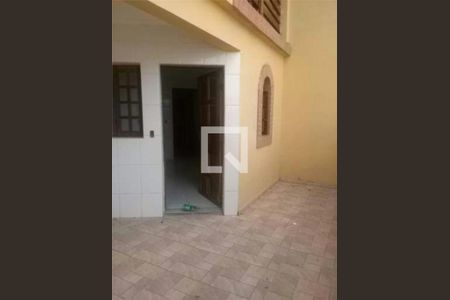 Casa à venda com 153m², 3 quartos e 2 vagas