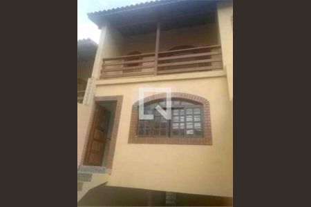 Casa à venda com 153m², 3 quartos e 2 vagas