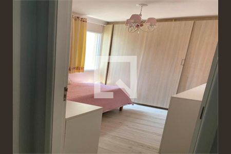 Casa à venda com 3 quartos, 142m² em Jardim Monte Kemel, São Paulo