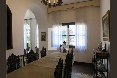 Casa à venda com 5 quartos, 600m² em Jardim Guedala, São Paulo