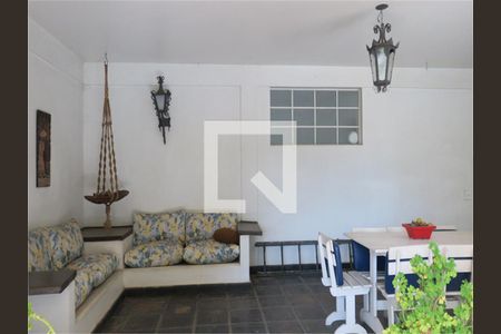 Casa à venda com 5 quartos, 600m² em Jardim Guedala, São Paulo