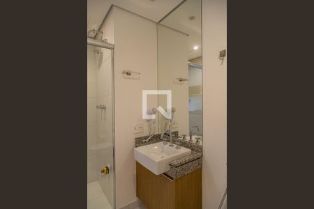 Banheiro de kitnet/studio à venda com 1 quarto, 21m² em Vila Mariana, São Paulo