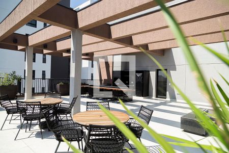 Studio à venda com 21m², 1 quarto e sem vaga Studio à venda com 21m², 1 quarto e sem vagaRooftop