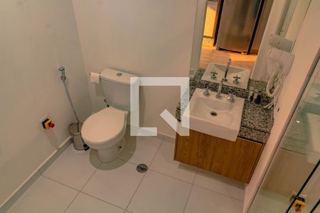 Banheiro de kitnet/studio à venda com 1 quarto, 21m² em Vila Mariana, São Paulo
