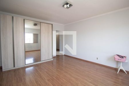 Casa para alugar com 180m², 4 quartos e 3 vagasQuarto 3 - Suíte