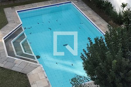 Casa para alugar com 1100m², 4 quartos e 6 vagas Casa para alugar com 1100m², 4 quartos e 6 vagasPiscina