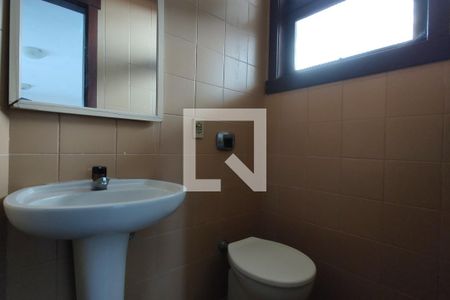 Casa para alugar com 1100m², 4 quartos e 6 vagas Casa para alugar com 1100m², 4 quartos e 6 vagasLavabo 2