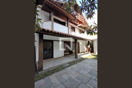 Casa para alugar com 1100m², 4 quartos e 6 vagasVaranda