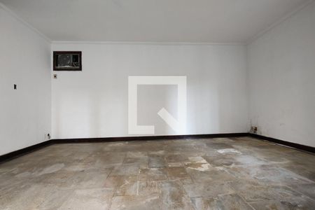 Casa para alugar com 1100m², 4 quartos e 6 vagas Casa para alugar com 1100m², 4 quartos e 6 vagasSalão de Festas