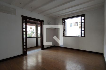 Casa para alugar com 1100m², 4 quartos e 6 vagas Casa para alugar com 1100m², 4 quartos e 6 vagasQuarto 3 - Suíte