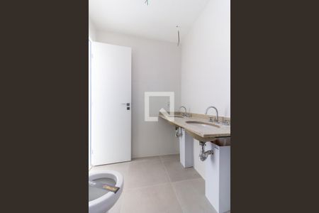 Apartamento para alugar com 105m², 3 quartos e 2 vagasBanheiro da Suíte 1