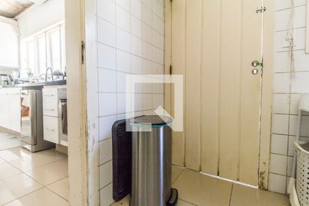 Casa de condomínio à venda com 400m², 3 quartos e 4 vagasÁrea de Serviço