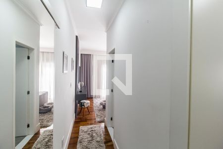 Casa de condomínio à venda com 400m², 3 quartos e 4 vagasSuíte 1