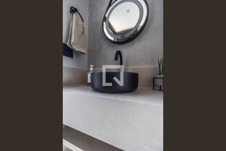 Casa de condomínio à venda com 400m², 3 quartos e 4 vagasLavabo