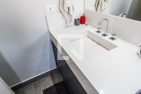 Casa de condomínio à venda com 400m², 3 quartos e 4 vagasBanheiro da Suíte 3