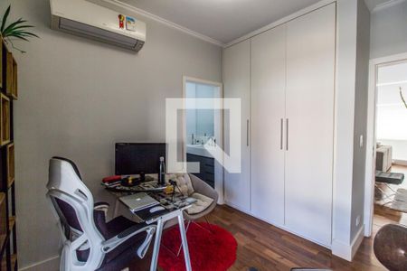 Casa de condomínio à venda com 400m², 3 quartos e 4 vagasSuíte 2