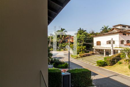 Casa de condomínio à venda com 400m², 3 quartos e 4 vagasVaranda