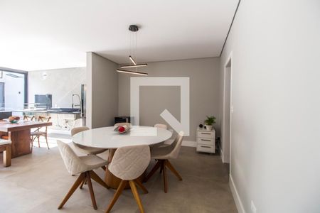 Casa de condomínio à venda com 400m², 3 quartos e 4 vagasSala de Jantar