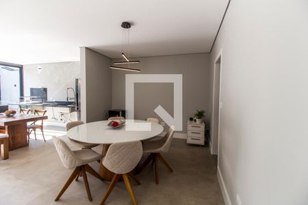 Casa de condomínio à venda com 400m², 3 quartos e 4 vagasSala de Jantar