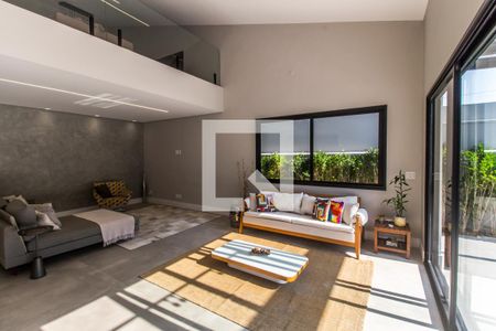 Sala de casa de condomínio à venda com 3 quartos, 400m² em Alphaville, Santana de Parnaíba