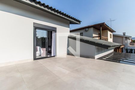 Casa de condomínio à venda com 400m², 3 quartos e 4 vagasVaranda