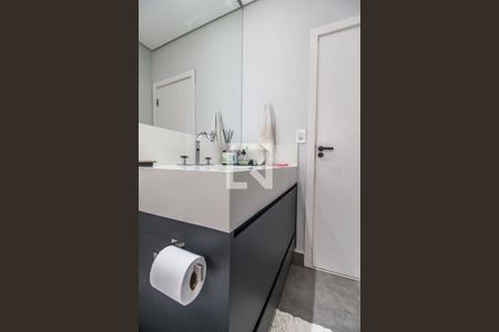 Casa de condomínio à venda com 400m², 3 quartos e 4 vagasBanheiro da Suíte 1