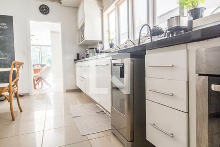 Casa de condomínio à venda com 400m², 3 quartos e 4 vagasCozinha