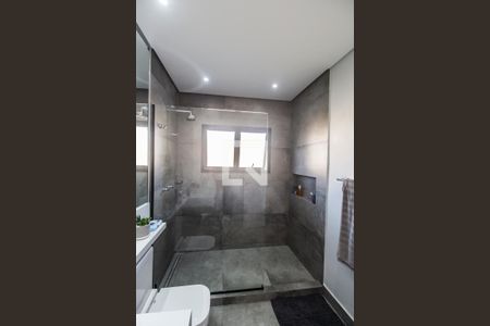 Casa de condomínio à venda com 400m², 3 quartos e 4 vagasBanheiro da Suíte 3